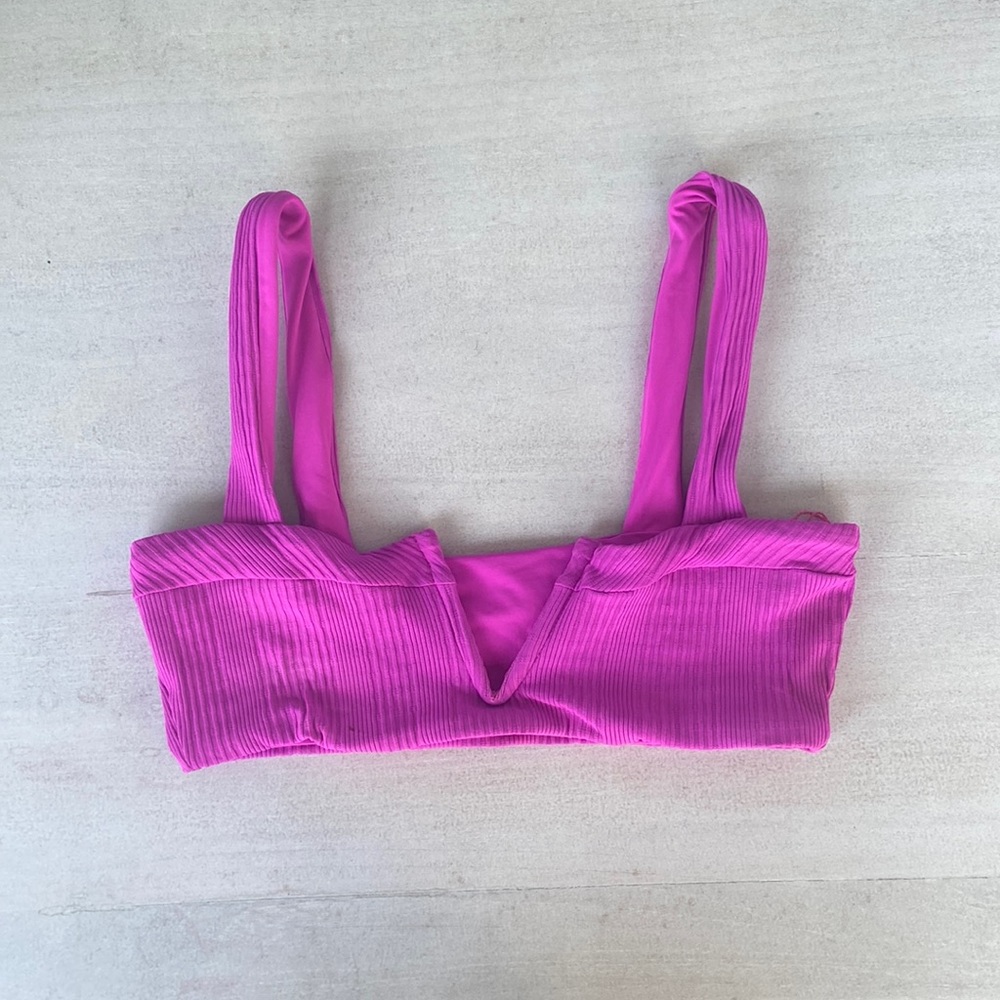 L Space Lee Lee bikini top size small- WORN ONCE